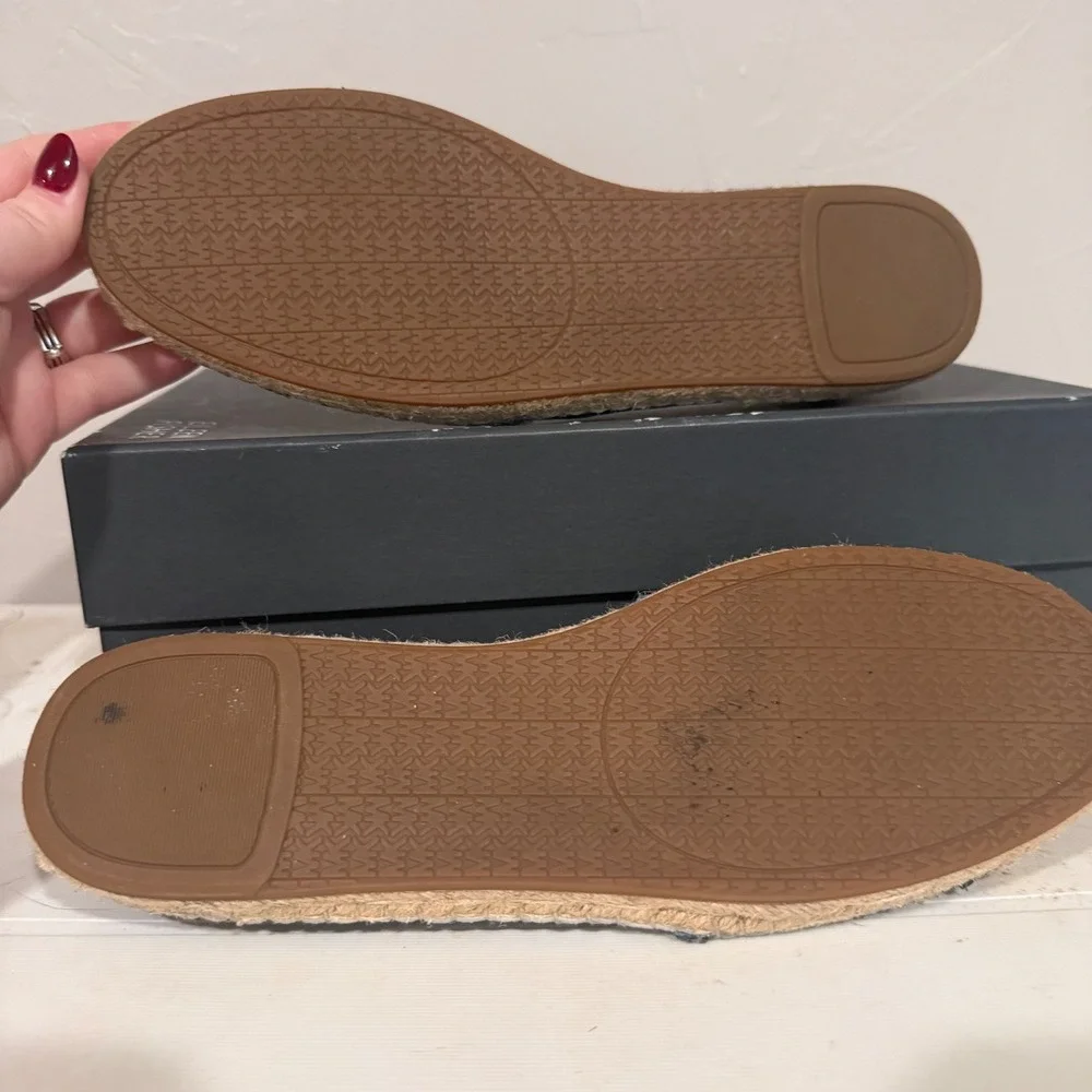 Michael Kors Espadrille Flats Women 9M Blue Excellent Nautical Monogram NL19C